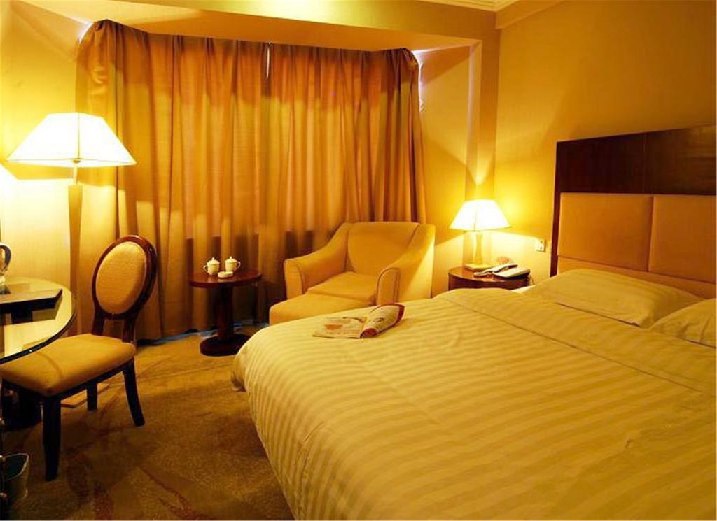 Tangyin Hotel 大連市 エクステリア 写真